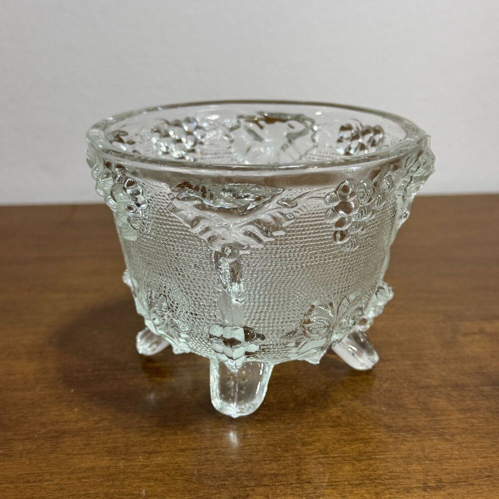 Vintage Footed Glass Candy Dish Raised Grapes Clear 4"w x 3.5"h Jeannette - Picture 2 of 6